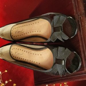 Kim Rogers Black  Chloe Pumps Size 8 1/2